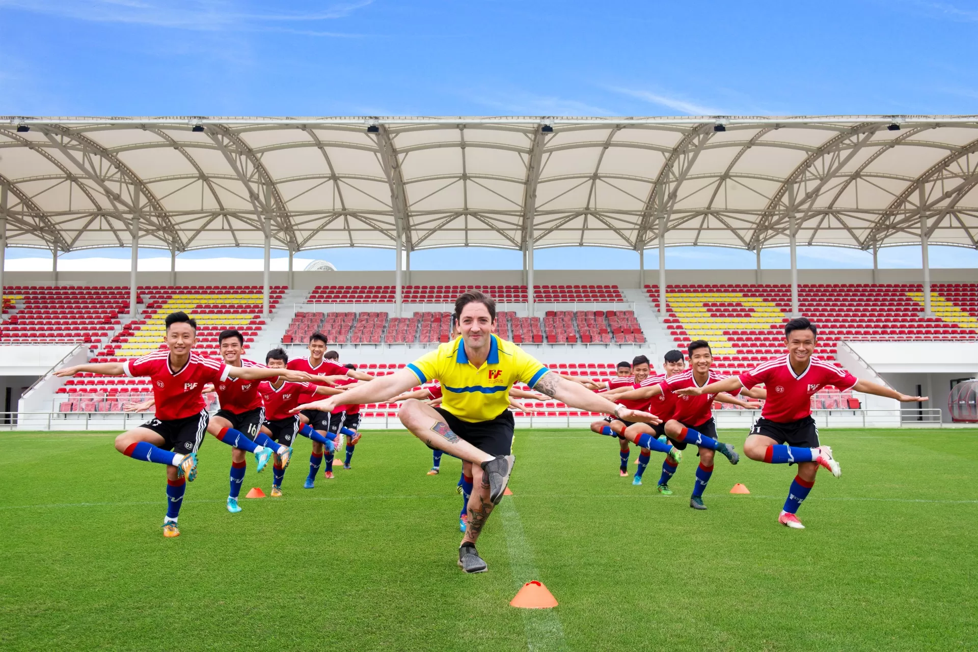 Trung tâm đào tạo bóng đá trẻ PVF