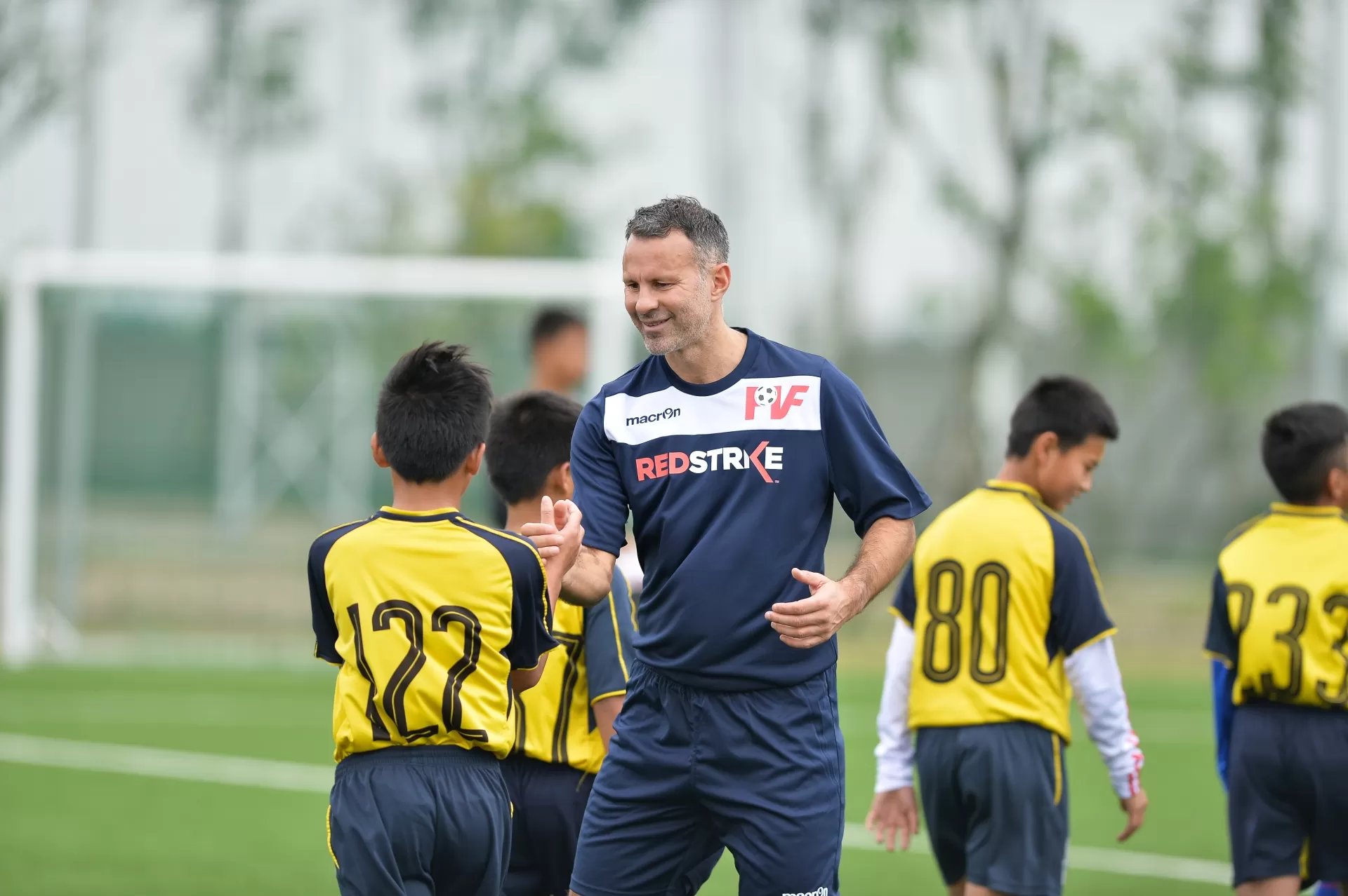 Trung tâm đào tạo bóng đá trẻ PVF