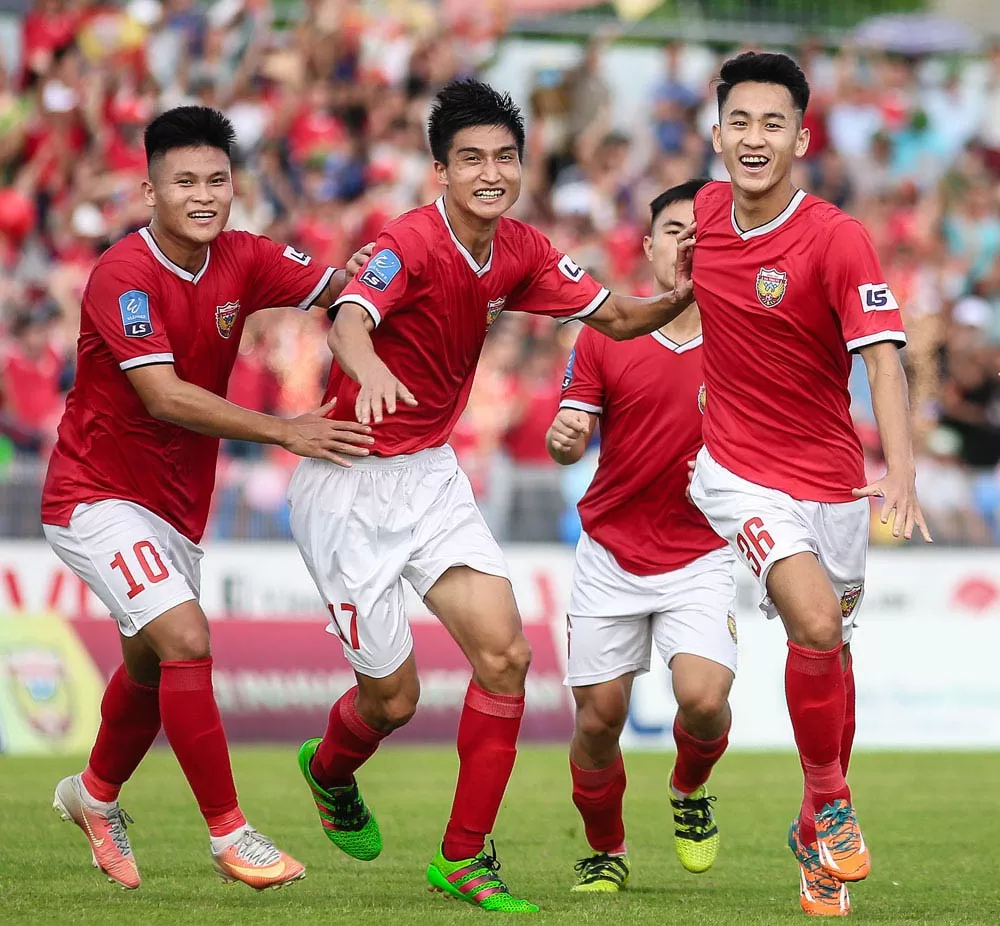 Thành lập đội bóng đá nam Hồng Lĩnh – Hà Tĩnh