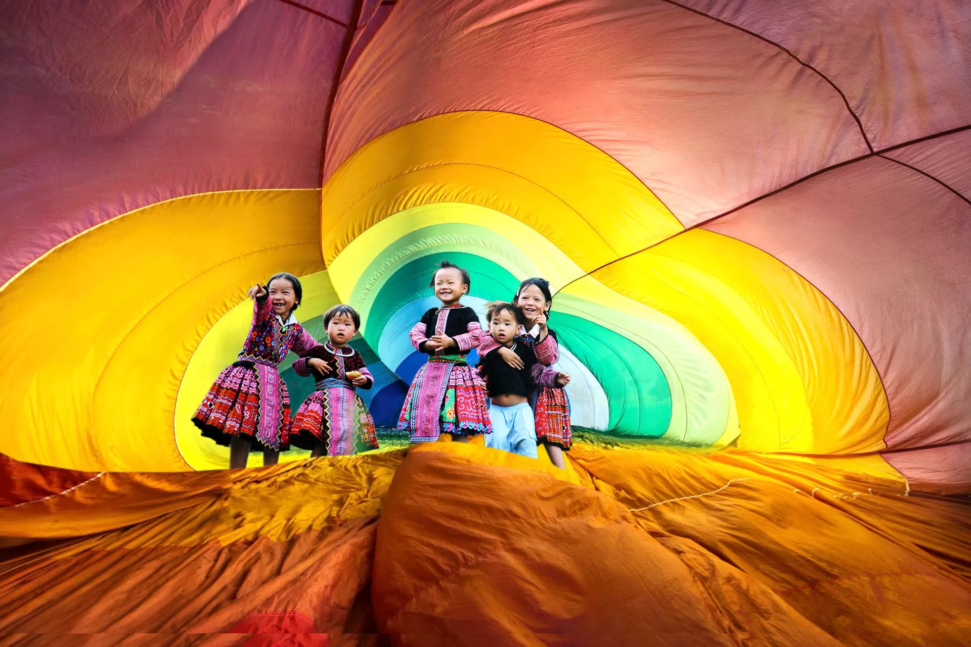 Dự án Khinh khí cầu Bay trên cao nguyên đá, Đồng Văn, Hà Giang