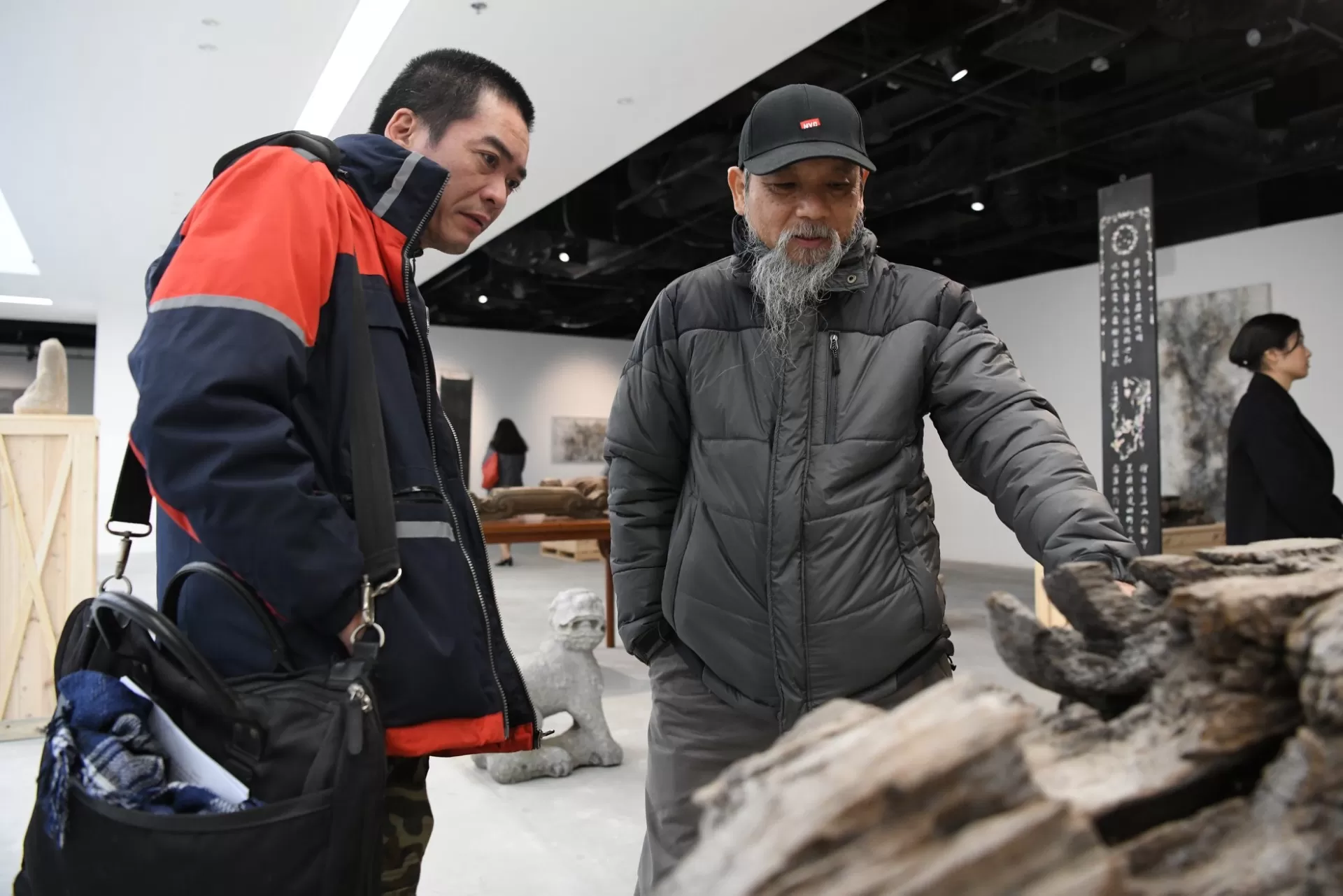 Triển lãm Vòng tròn / Thời gian