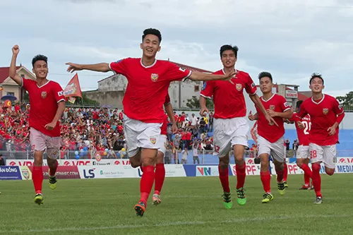 Thành lập đội bóng đá nam Hồng Lĩnh – Hà Tĩnh