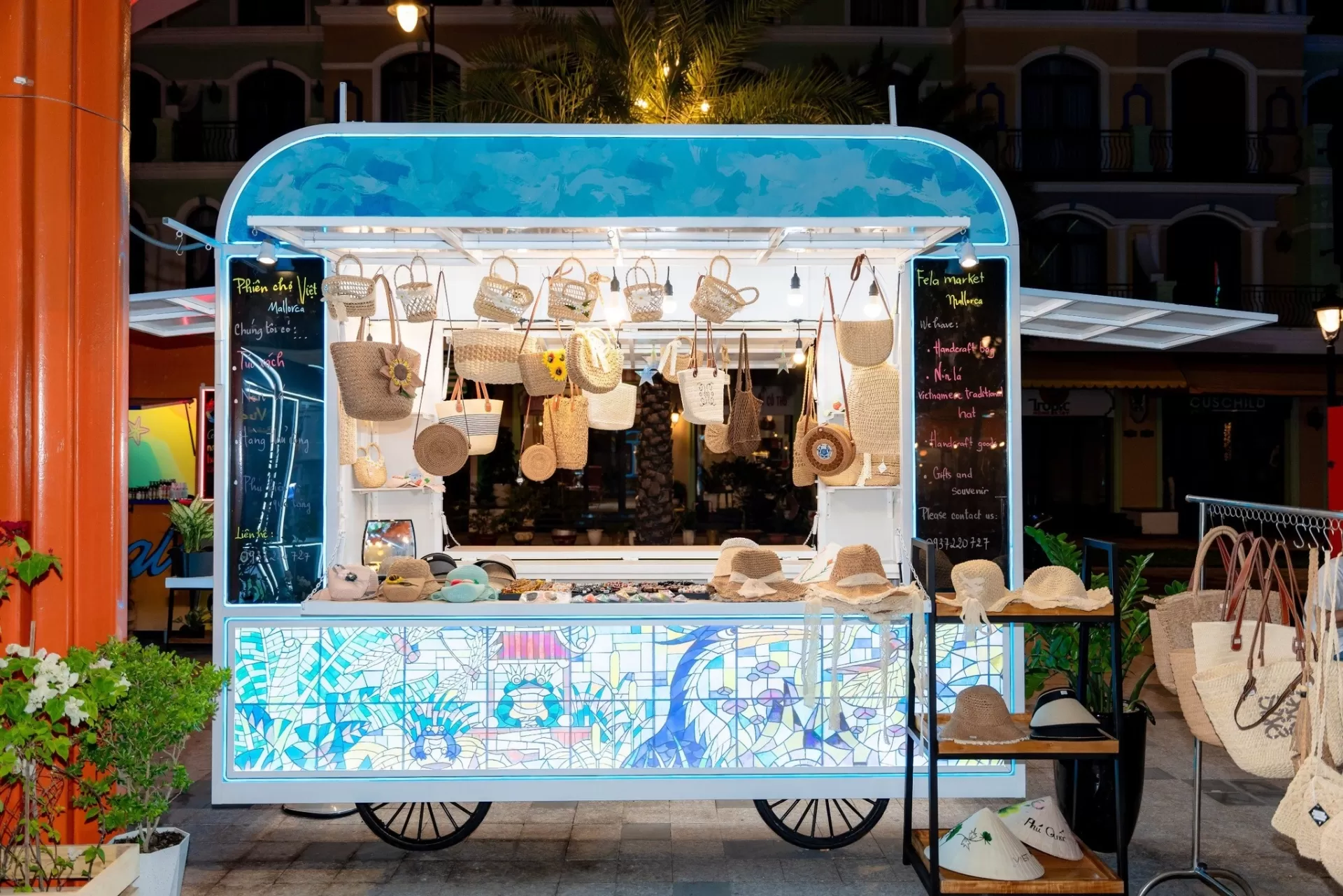 Chợ phiên Mallorca - Grandworld Phú Quốc